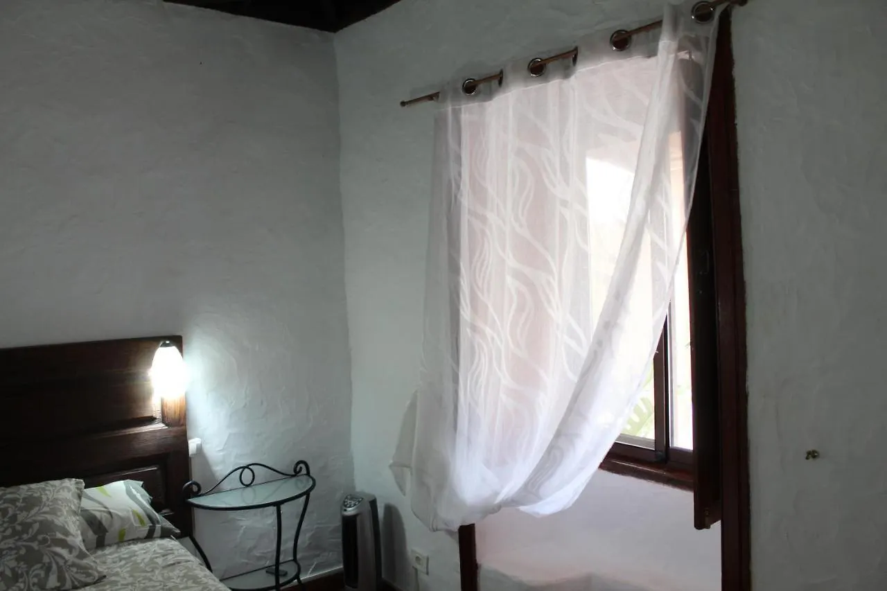 Vivienda Vacacional Capellania Con Piscina Tijarafe Holiday home